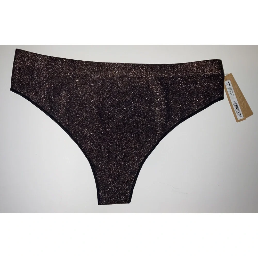 NWT Women's SKIMS Lot of 3 Pairs Underwear Briefs Thongs Various Colors Size 3X‎
